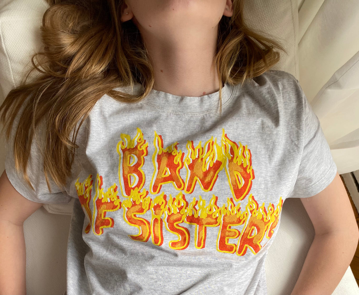 Band of Sisters "ON FIRE " Tee shirt  - Gris chiné